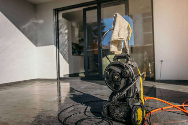 Best Pool Deck Cleaning  in Darrington, WA